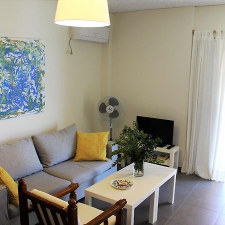 Apartment Sea View In Front Of The Beach Of Agia Marina Πόρτο Ράφτη Εξωτερικό φωτογραφία